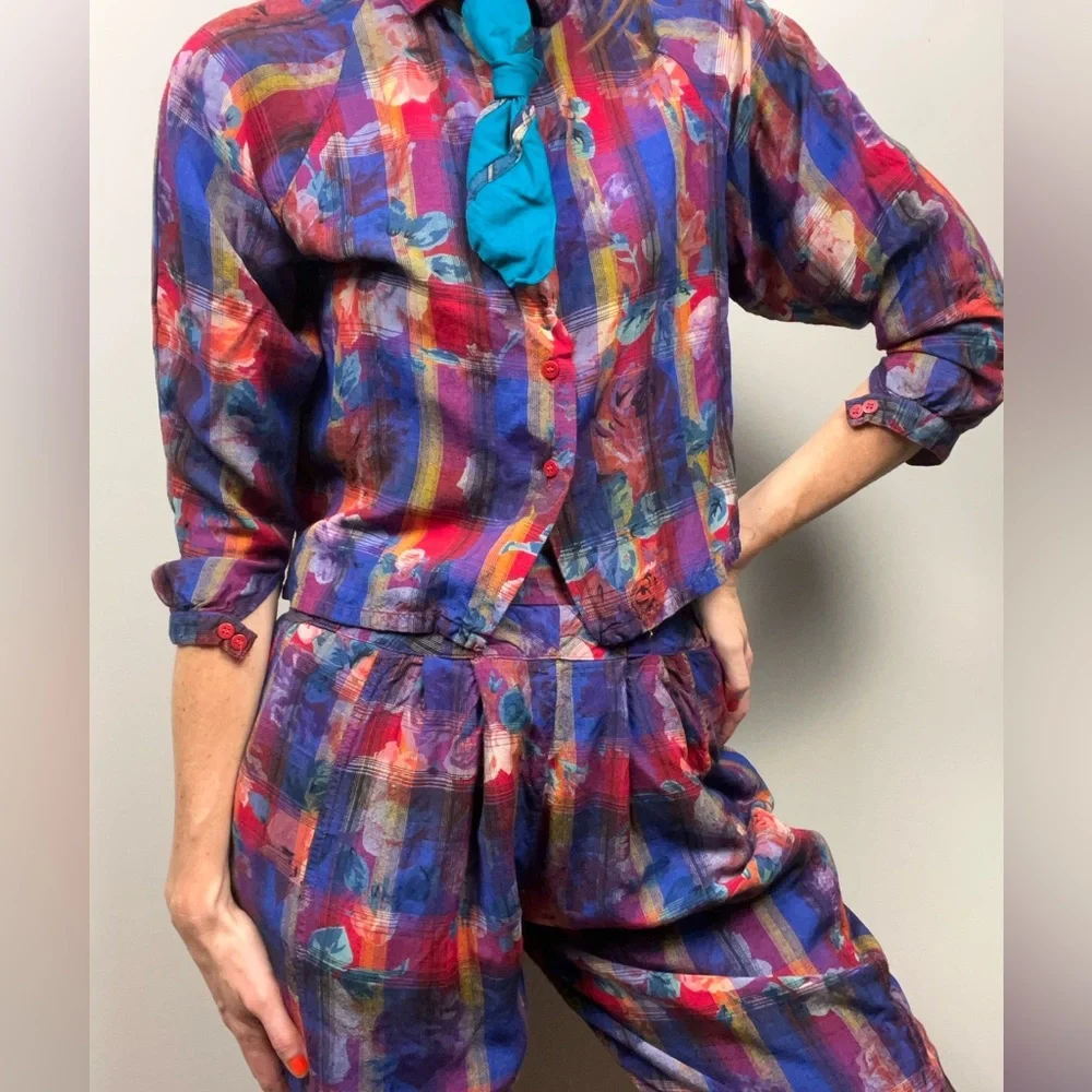 Vintage René Derhy Paris Two-Piece Set · Vibrant Floral Plaid Top & Harem Pants - Picture 15 of 16